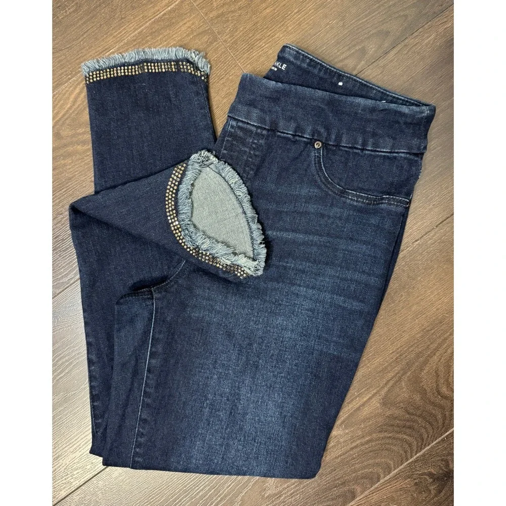 Chicos Jegging Ankle Jeans Dark Wash Rhinestone Frayed Tulip Hem Size 1 US 8